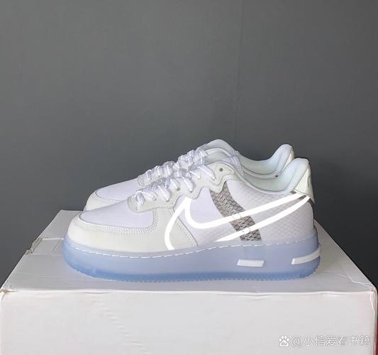 nike 空军一号白骨冰蓝7615