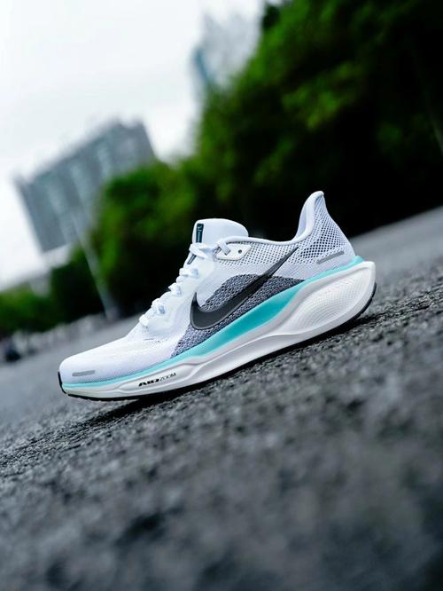 耐克跑鞋怎么样 99 nike pegasus 41揭秘完美飞马公路跑鞋