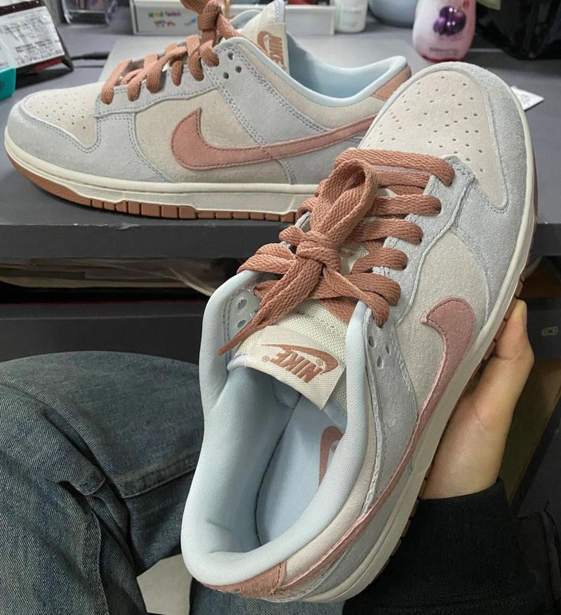 nike dunk low 化石玫瑰