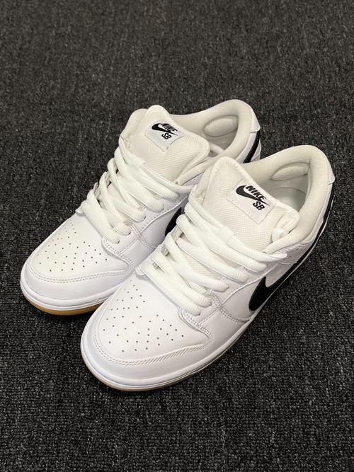 后悔没早点买这双 nike dunk 百搭板鞋