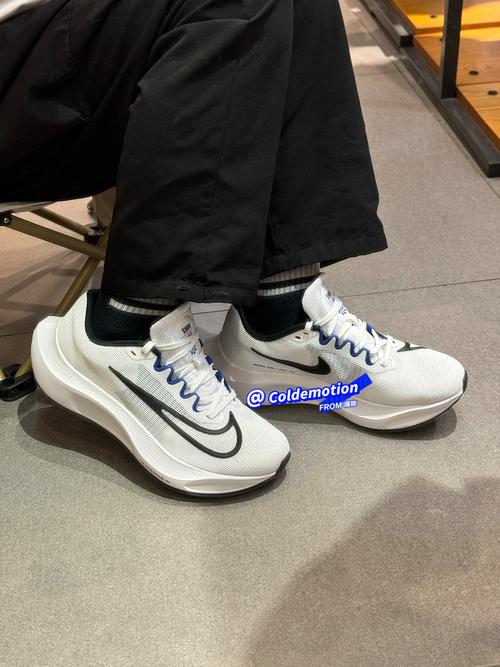 nike zoom fly 597竞速跑鞋99