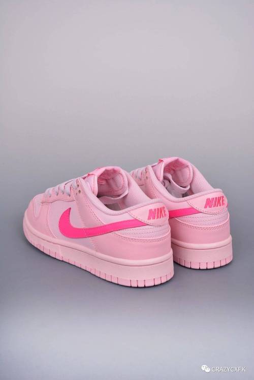 耐克nike sb dunk low triple pink 芭比荧光粉低帮板鞋粉色swoosh