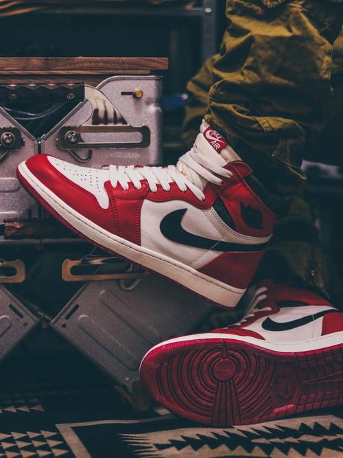 air jordan 1 retro  chicago reimagined