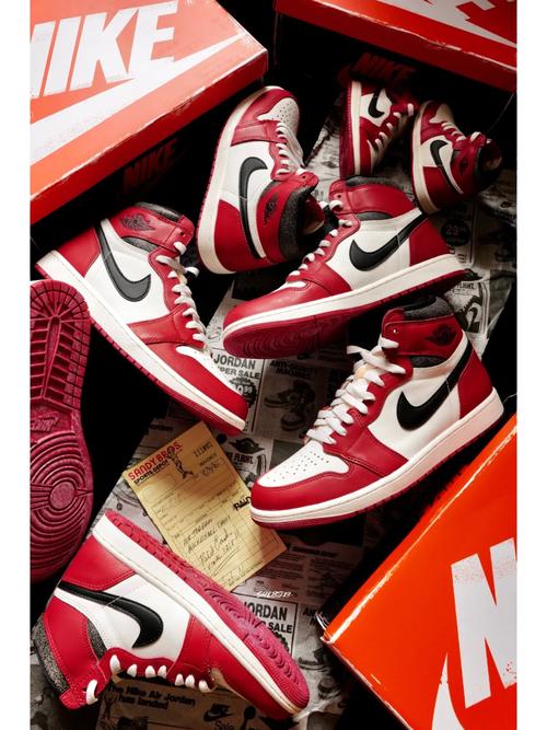 这双air jordan 1 chicago的经典和受欢迎程度可以说是数一数二的