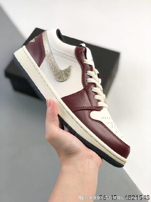 air jordan 1 从1985年面世的元年款汲取