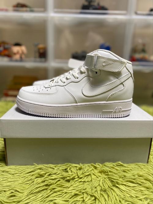 nike 空军一号纯白高帮