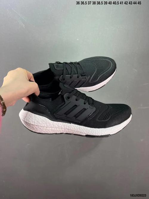 ultraboost 22 ub22 爆米花跑鞋 新一代的ulrtra boost 22在中底的