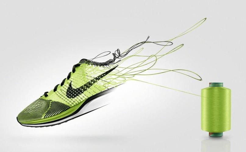 flyknit技术诞生于2012年2月份首次亮相于flyknit racer跑鞋上