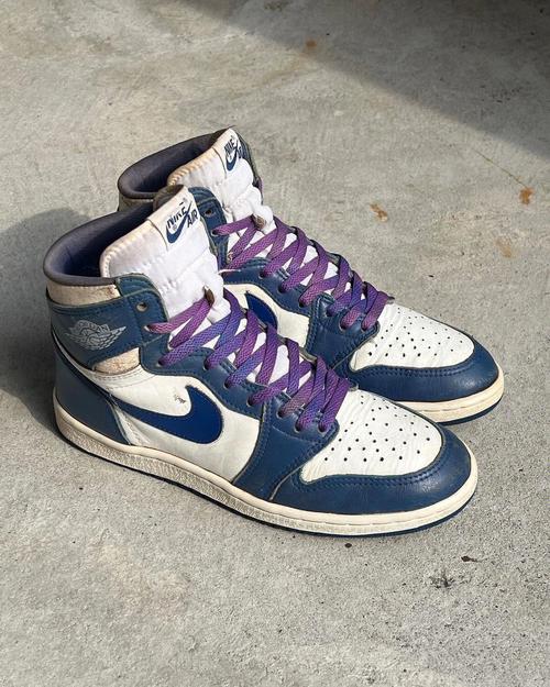 1985airjordan1kentuckys