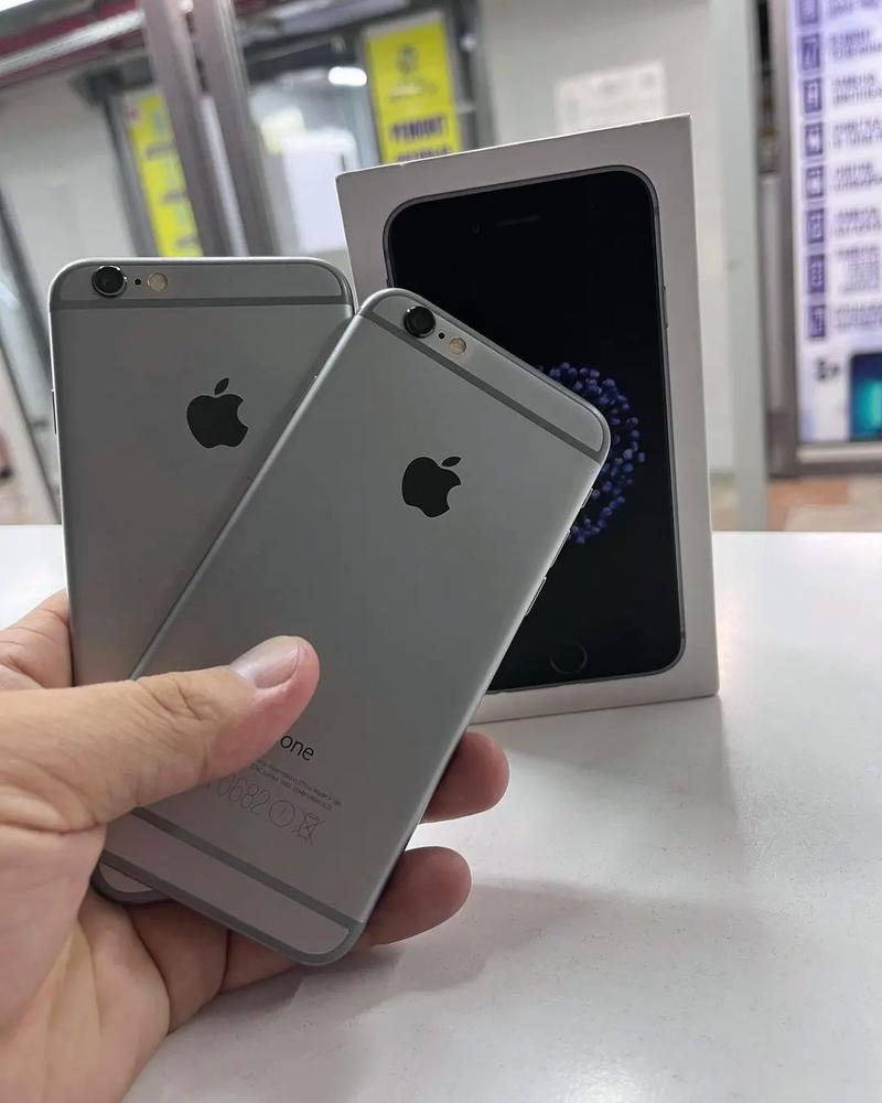 还记得十年前2014年的iphone6系列吗那一年最畅销的