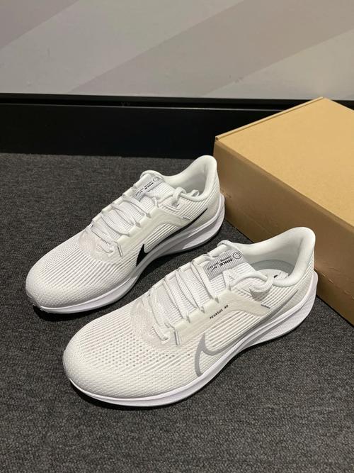 nikepegasus40男子公路跑步鞋白色