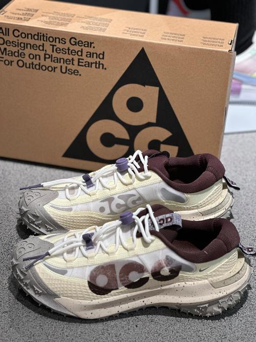 nike 户外鞋acg