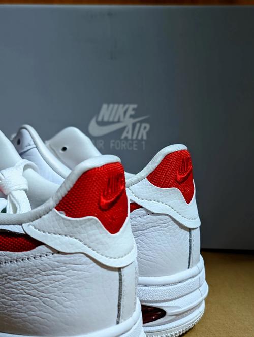 谁还没有双af1 空军一号nike 好物分享aj1白红  nike air force 1