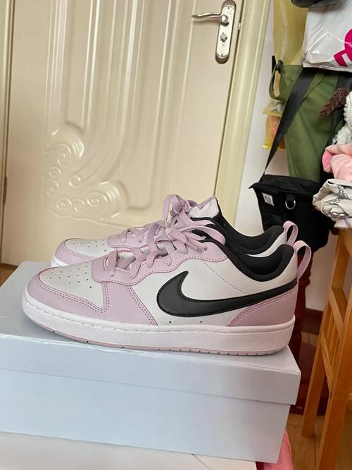 nikecourtboroughlow2gs樱花粉正品有原鞋盒