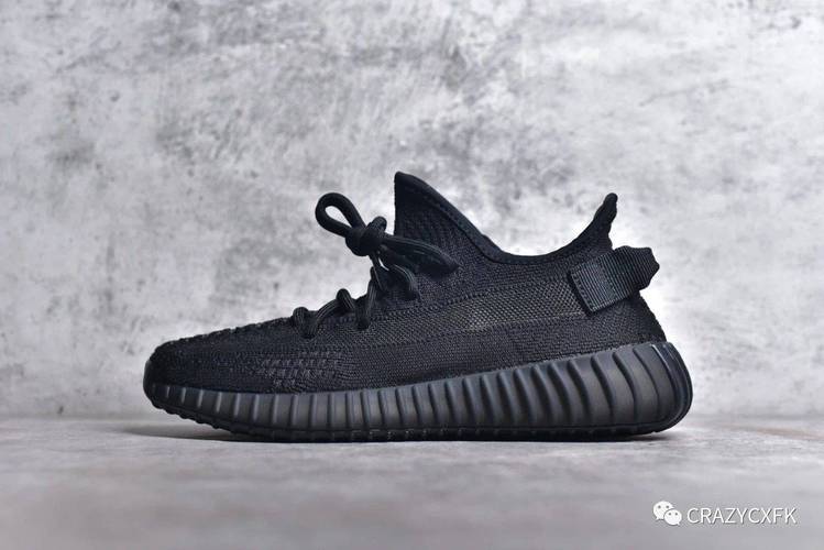 阿迪达斯椰子黑玛瑙 adidas yeezy 350 v2 boost onyx 低帮运动鞋