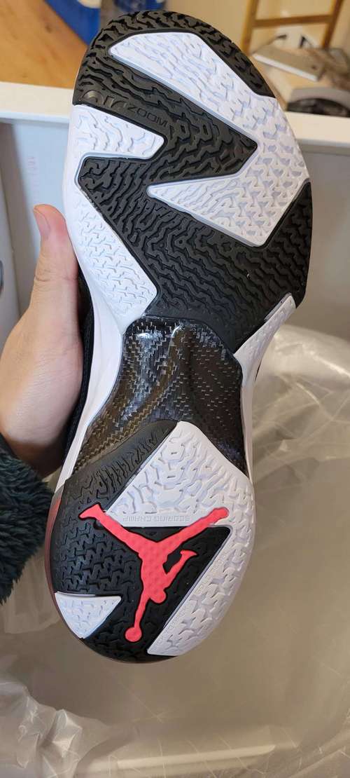 5 这个买的42刚好   airjordan37  jordan air jordan 37 pf 减震