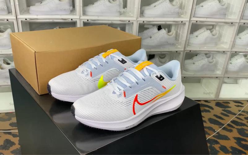 权威实拍nike air zoom pegasus 40 wide 飞马跑鞋 网织白浅灰