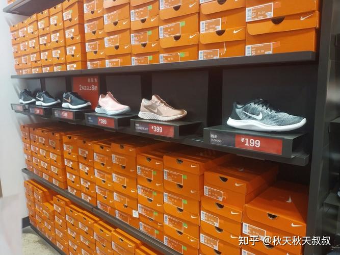 这种耐克奥莱工厂折扣店可信吗尽是一些两三百块钱的aj还有服装